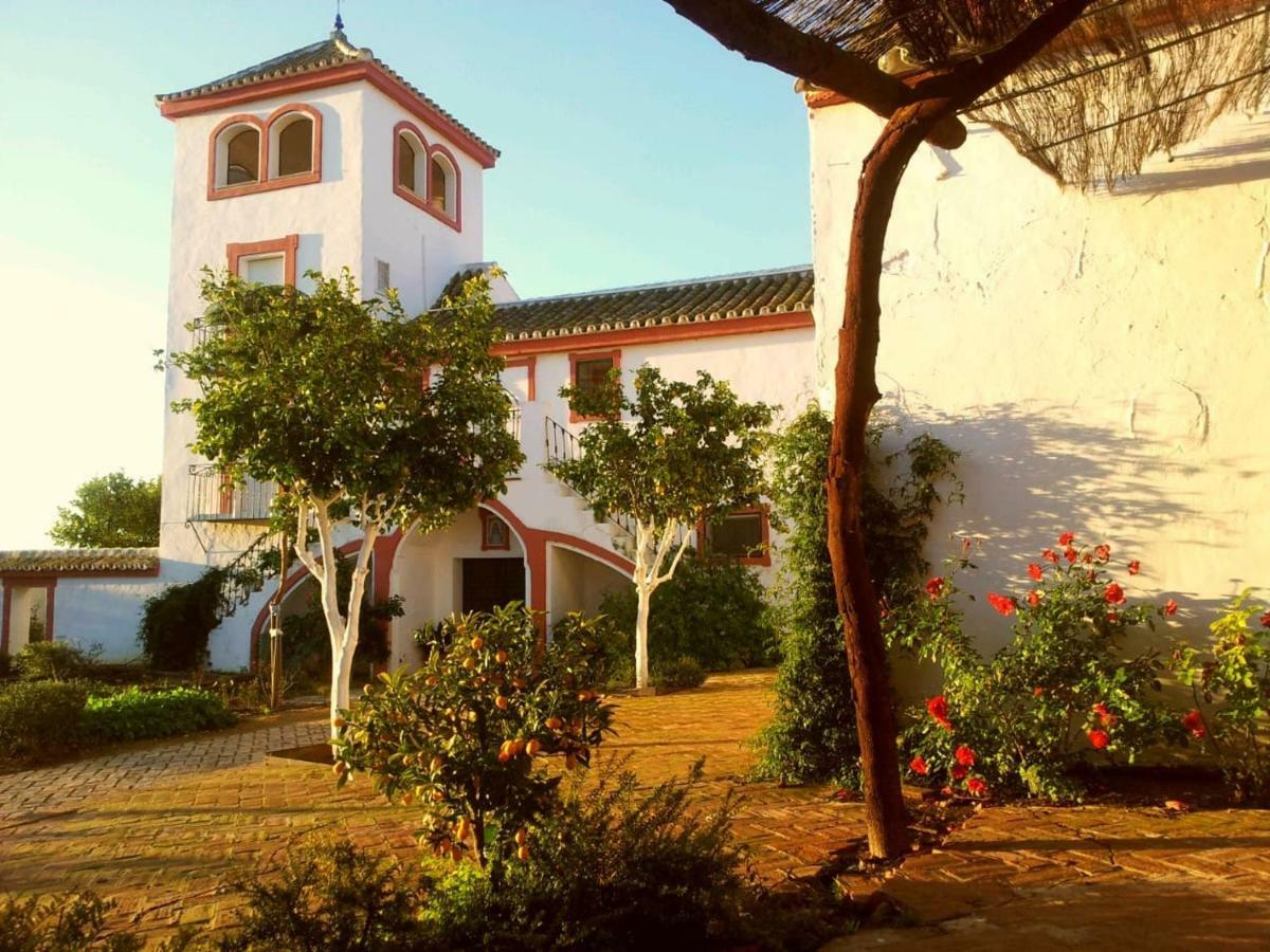 Cortijo El Triguero N-398 Ctra Carmona - El Viso Del Alcor Km 18 Villa Exterior photo